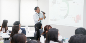 企業からの会社説明